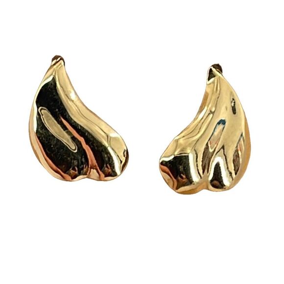 19k gold teardrop styled earring made in Portugal.